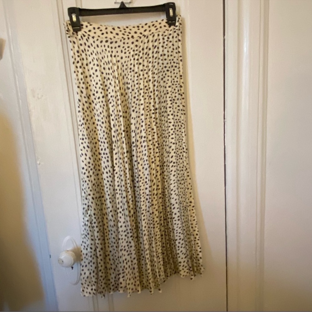 Zara Black and Cream Midi Skirt - Picture 4 of 6